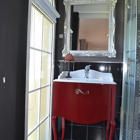 Puerta De Duplex דירה *